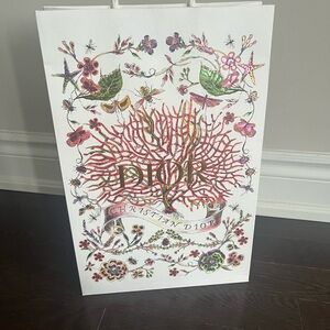 Dior Floral Gift Bag - White and Red